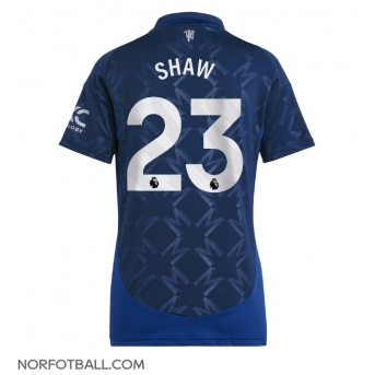 Billige Fotballdrakt Manchester United Luke Shaw #23 Replika Bortedrakt Dame 2024-25 Kortermet